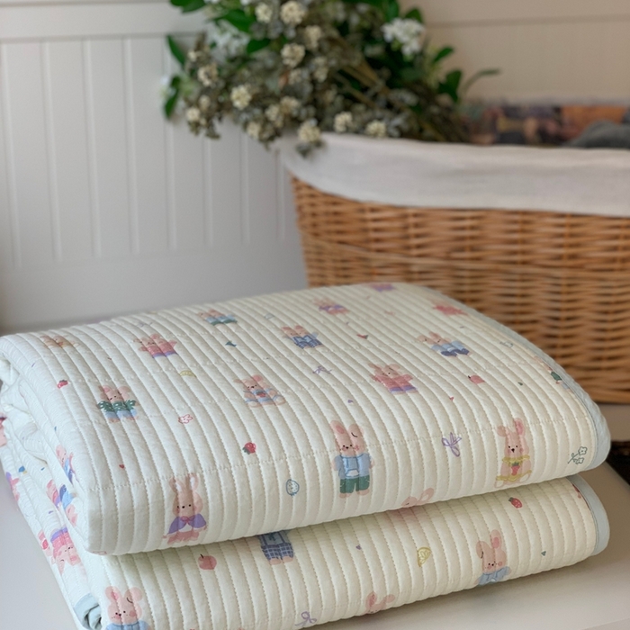 91家纺网 家纺一手货源 找家纺 汇庭 2025新款·慕斯单品床盖系列 糖果兔