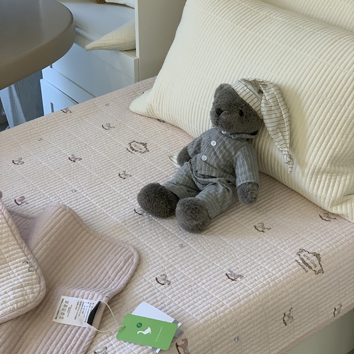 91家纺网 家纺一手货源 找家纺 汇庭 2025新款·慕斯单品床盖系列 小马乐园