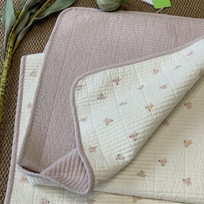 91家纺网 家纺一手货源 找家纺 汇庭 2025新款·慕斯单品床盖系列 小奶熊