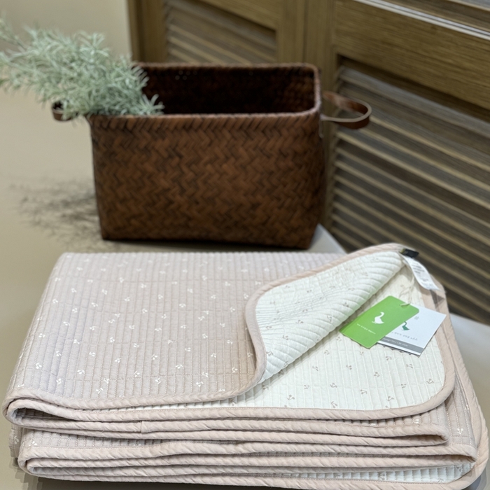 91家纺网 家纺一手货源 找家纺 汇庭 2025新款·慕斯单品床盖系列 小小樱桃粉