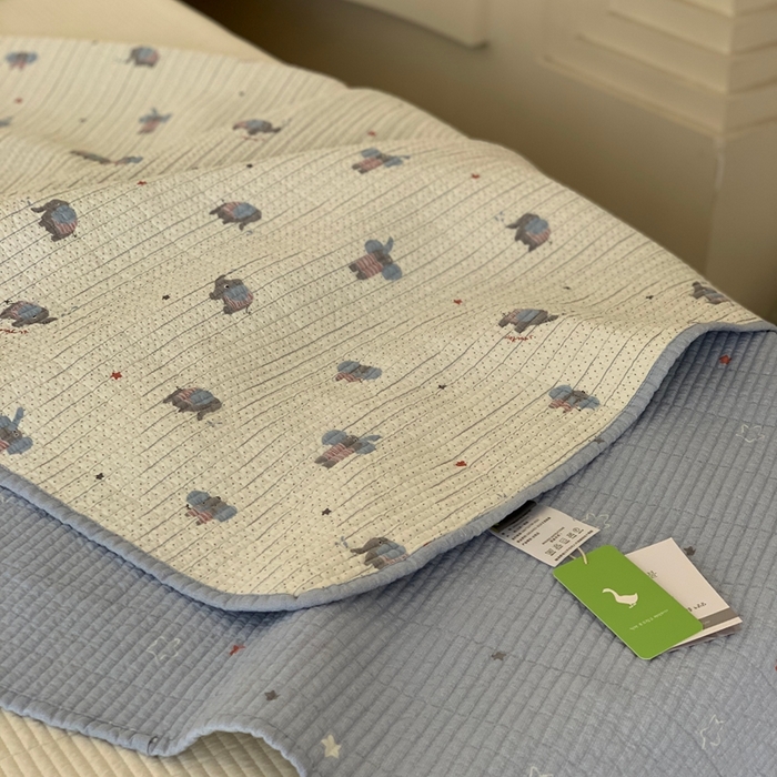 91家纺网 家纺一手货源 找家纺 汇庭 2025新款·慕斯单品床盖系列 星星小象