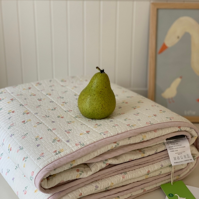 91家纺网 家纺一手货源 找家纺 汇庭 2025新款·慕斯单品床盖系列 幸福小花