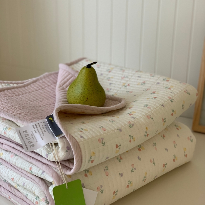 91家纺网 家纺一手货源 找家纺 汇庭 2025新款·慕斯单品床盖系列 幸福小花