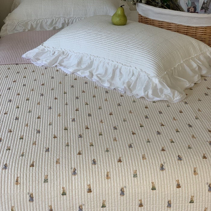 91家纺网 家纺一手货源 找家纺 汇庭 2025新款·慕斯单品床盖系列 元气小兔