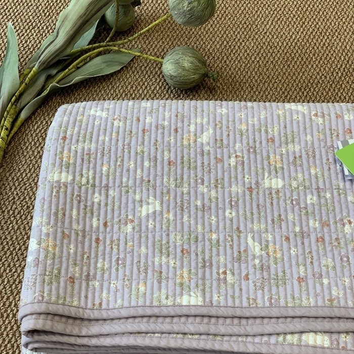 91家纺网 家纺一手货源 找家纺 汇庭 2025新款·慕斯单品床盖系列 紫玉兔