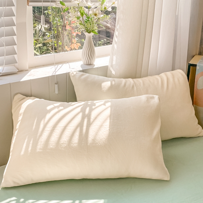 91家纺网 家纺一手货源 找家纺 仔仔熊 2025新款牛奶绒刺绣四件套 粉颊熊猫梦-绿