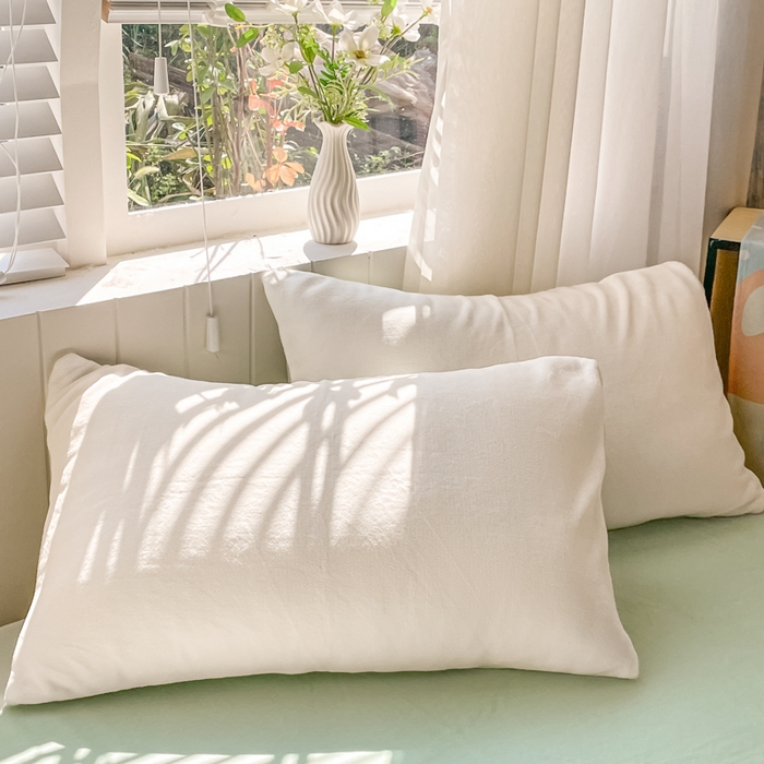 91家纺网 家纺一手货源 找家纺 仔仔熊 2025新款牛奶绒刺绣四件套 甜梦小熊-绿