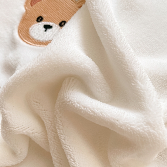 91家纺网 家纺一手货源 找家纺 仔仔熊 2025新款牛奶绒刺绣被套单被套被套单件 甜梦小熊-绿