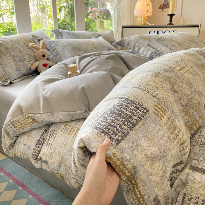 91家纺网 家纺一手货源 找家纺 仔仔熊 2025新款磨毛系列被套单被套被套单件 雅灰格纹