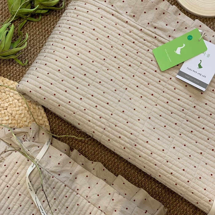 91家纺网 家纺一手货源 找家纺 汇庭 2025新款床盖三件套 相思红豆