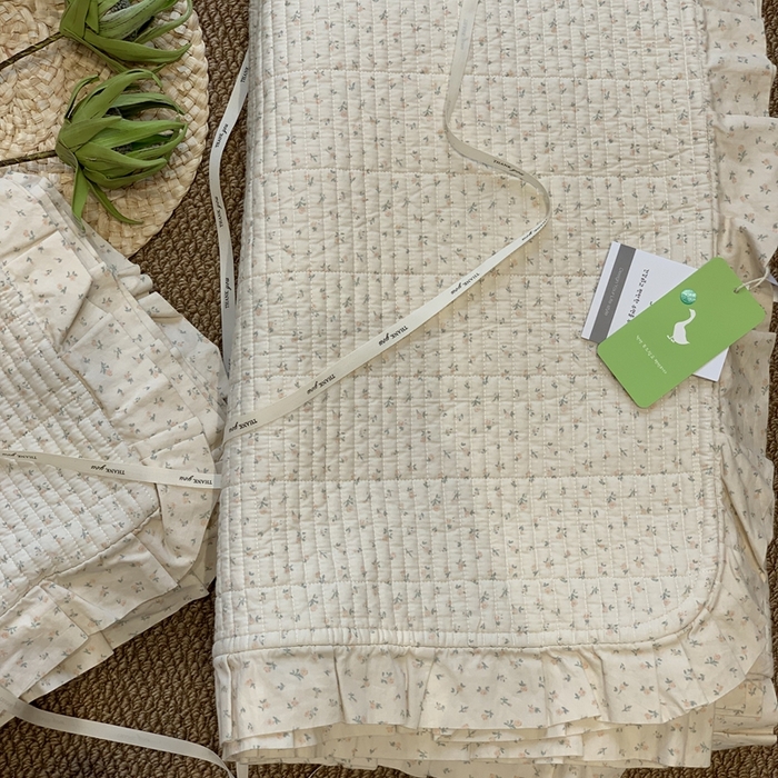 91家纺网 家纺一手货源 找家纺 汇庭 2025新款床盖三件套 小春月野