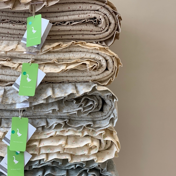 91家纺网 家纺一手货源 找家纺 汇庭 2025新款床盖三件套 组合图仅供参考