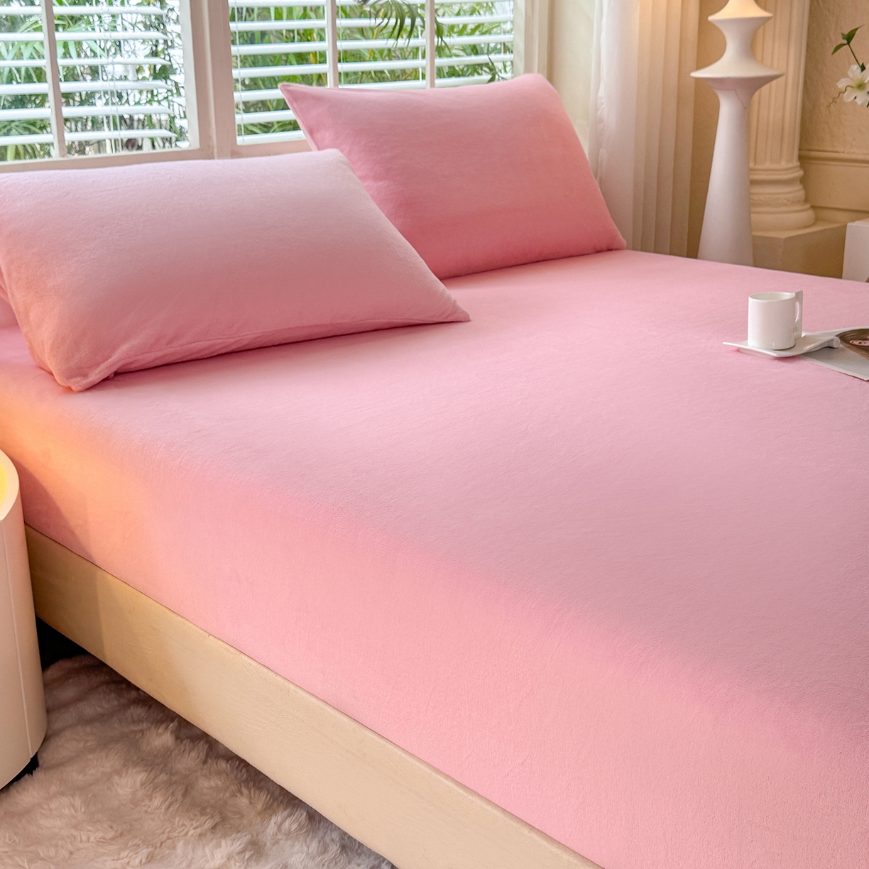 91家纺网 家纺一手货源 找家纺 （总）逸尚阁 2025新款高克重牛奶绒纯色床笠系列