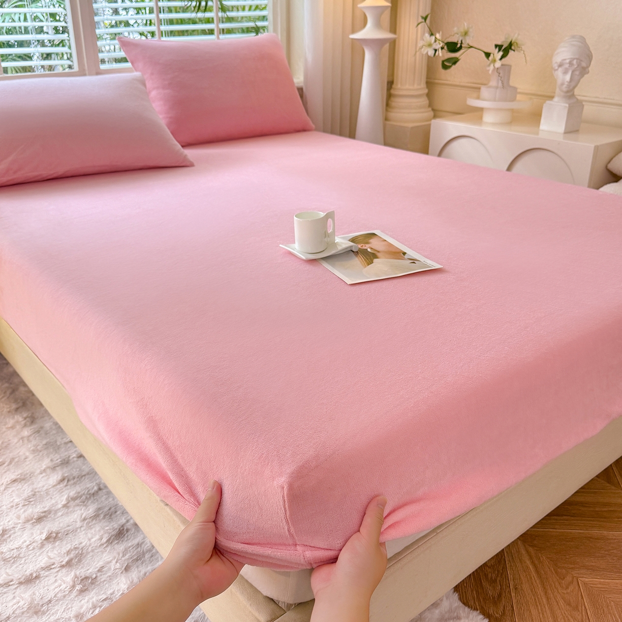 91家纺网 家纺一手货源 找家纺 逸尚阁 2025新款高克重牛奶绒纯色床笠系列 床笠-粉色