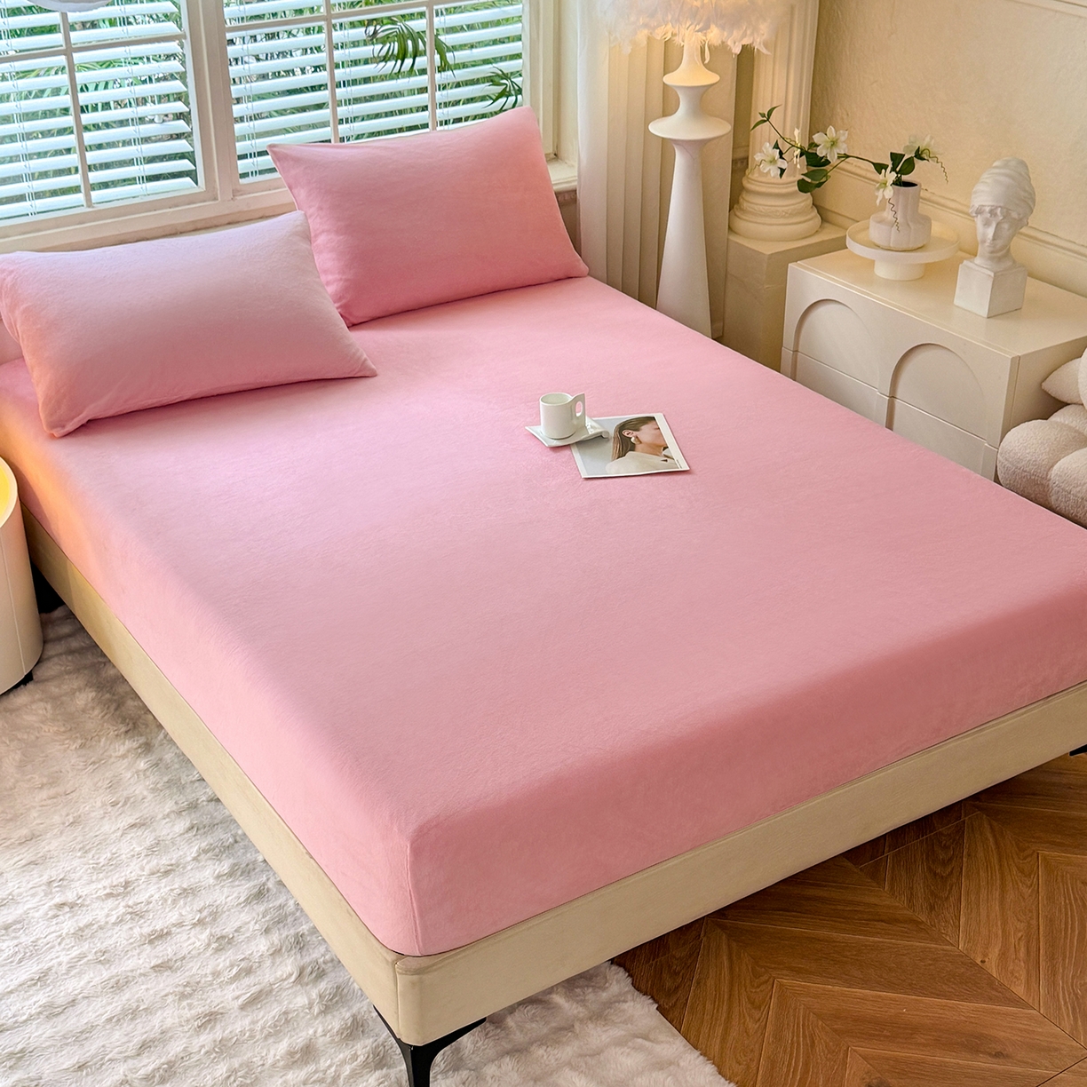 91家纺网 家纺一手货源 找家纺 逸尚阁 2025新款高克重牛奶绒纯色床笠系列 床笠-粉色