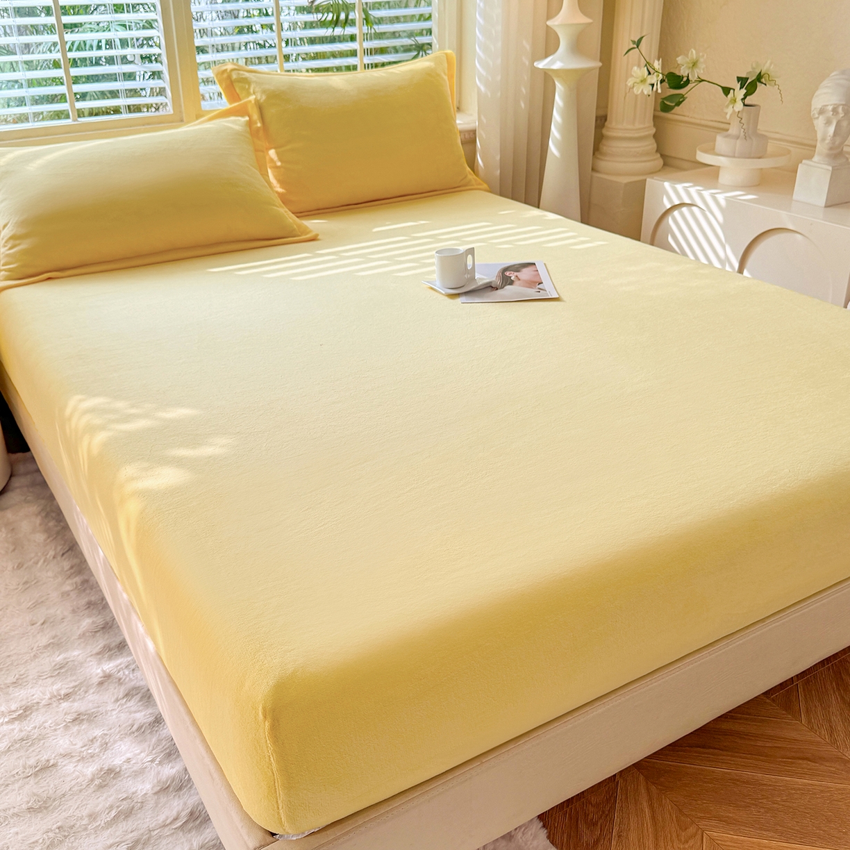 91家纺网 家纺一手货源 找家纺 逸尚阁 2025新款高克重牛奶绒纯色床笠系列 床笠-黄色