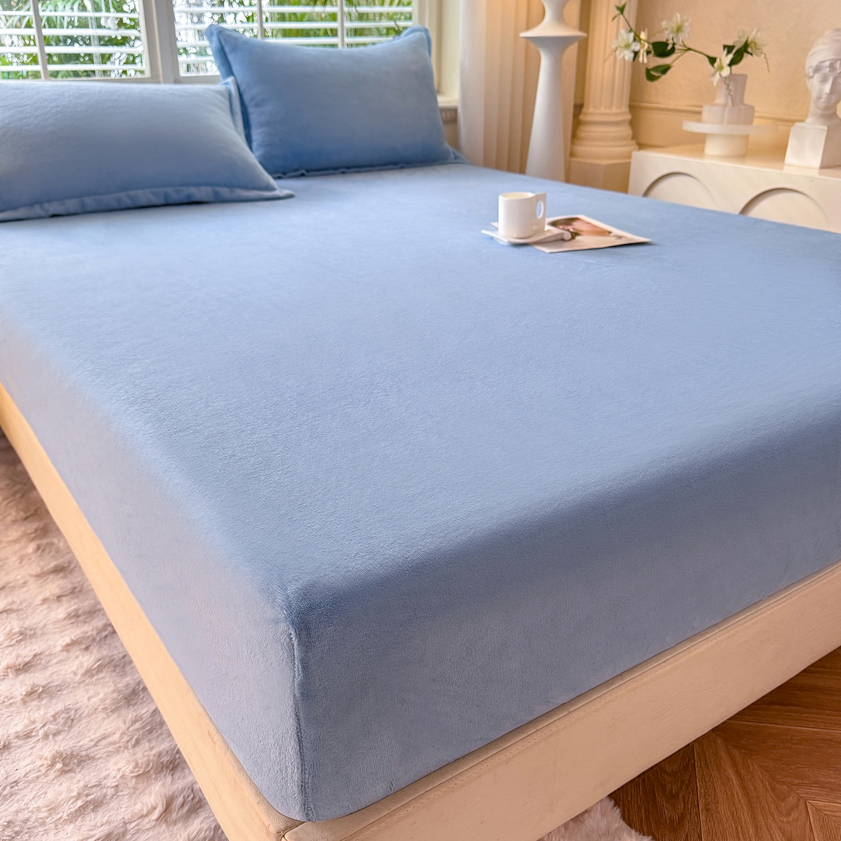 91家纺网 家纺一手货源 找家纺 逸尚阁 2025新款高克重牛奶绒纯色床笠系列 床笠-蓝色