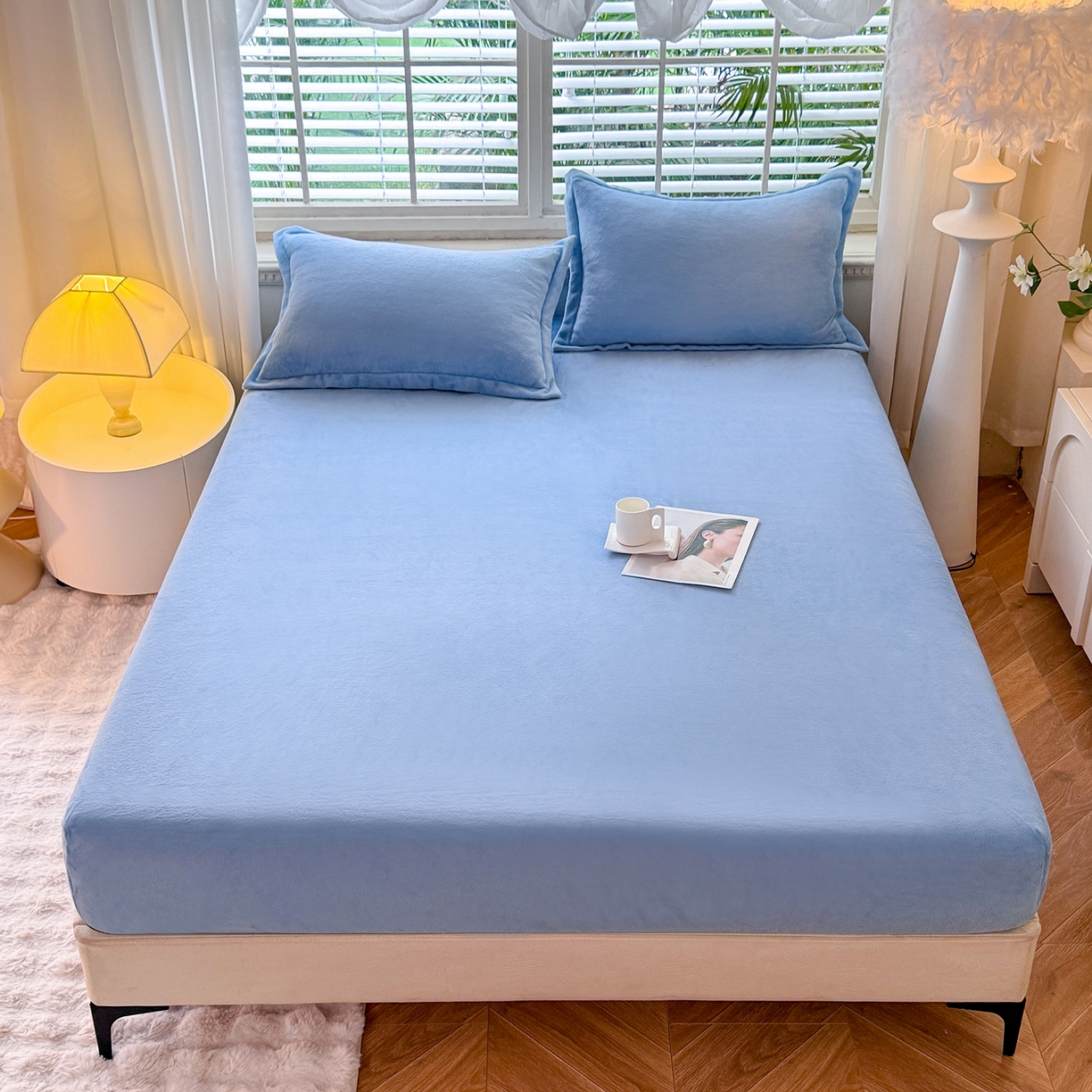 91家纺网 家纺一手货源 找家纺 逸尚阁 2025新款高克重牛奶绒纯色床笠系列 床笠-蓝色