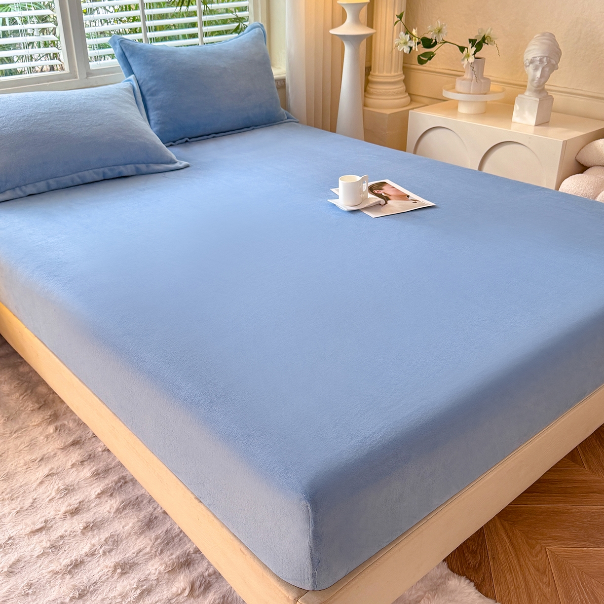 91家纺网 家纺一手货源 找家纺 逸尚阁 2025新款高克重牛奶绒纯色床笠系列 床笠-蓝色