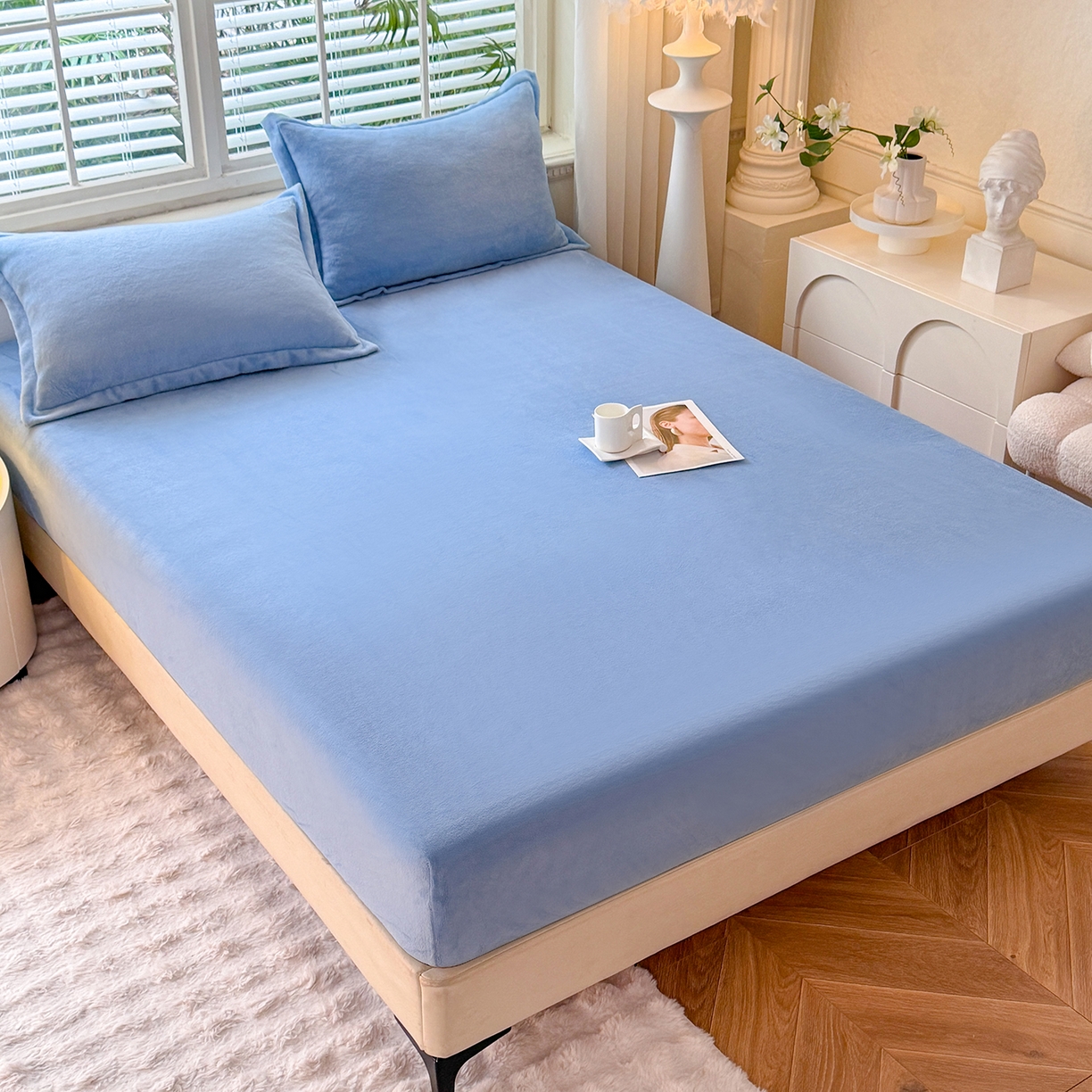 91家纺网 家纺一手货源 找家纺 逸尚阁 2025新款高克重牛奶绒纯色床笠系列 床笠-蓝色