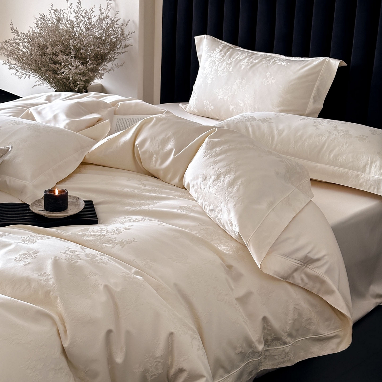 91家纺网 家纺一手货源 找家纺 MIU缪家居 2025新款100支全棉厚织提花简奢系列四件套-暮歌 暮歌 （米白）