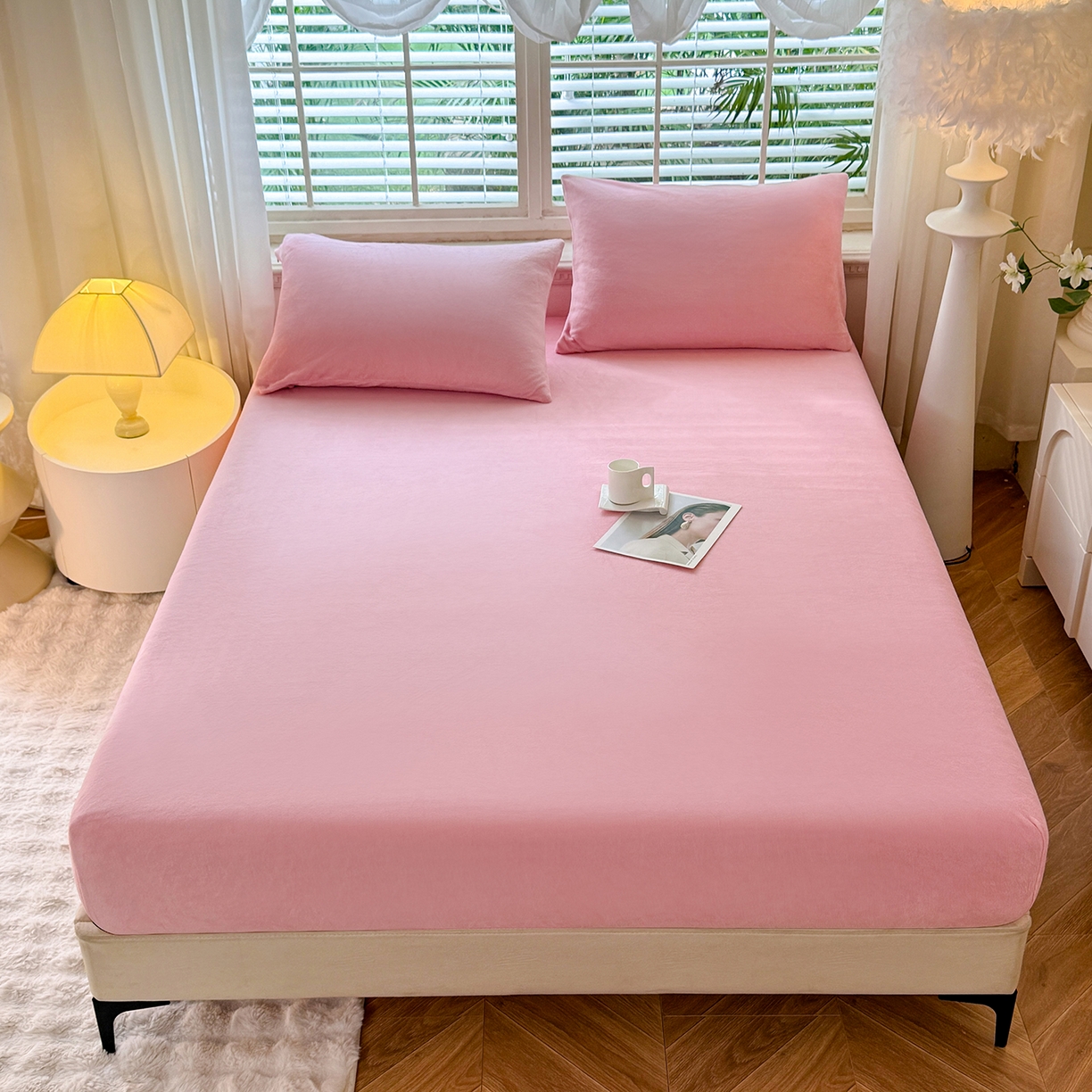 91家纺网 家纺一手货源 找家纺 逸尚阁 2025新款高克重牛奶绒纯色床笠系列 床笠-粉色