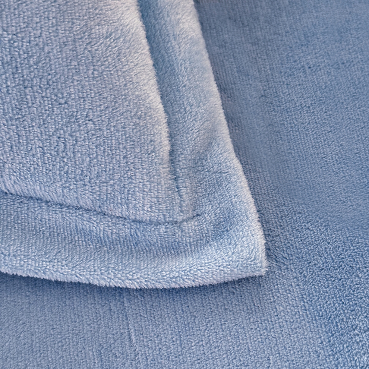 91家纺网 家纺一手货源 找家纺 逸尚阁 2025新款高克重牛奶绒纯色床笠系列 床笠-蓝色