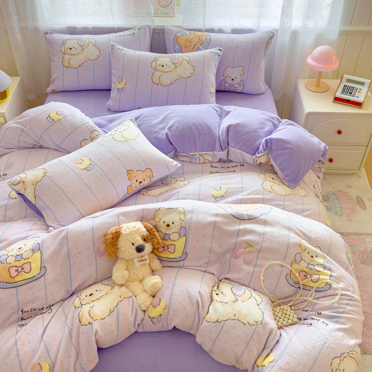 91家纺网 家纺一手货源 找家纺 灿哈家纺 2025新款200g加厚款小清新牛奶绒印花四件套 精灵狗