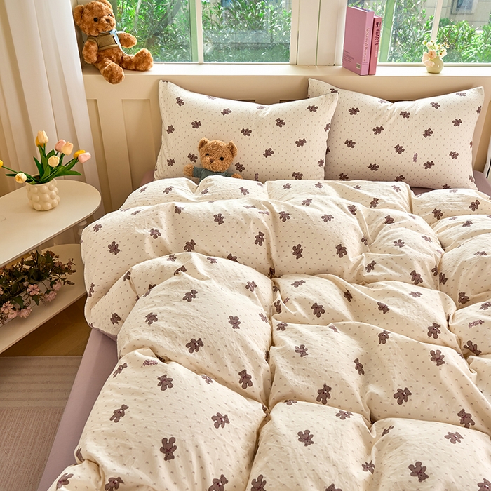 91家纺网 家纺一手货源 找家纺 卢赛尔 2025新款亲肤水洗珍珠棉印花单被套 小棕熊