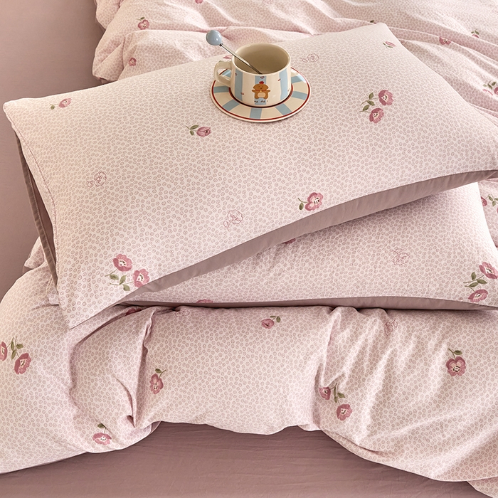 91家纺网 家纺一手货源 找家纺 卢赛尔 2025新款亲肤水洗珍珠棉印花单被套 相思粉