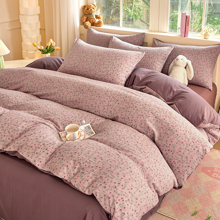 91家纺网 家纺一手货源 找家纺 卢赛尔 2025新款亲肤水洗珍珠棉印花单被套 甜心草莓