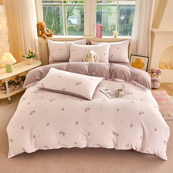 91家纺网 家纺一手货源 找家纺 卢赛尔 2025新款亲肤水洗珍珠棉印花单被套 相思粉