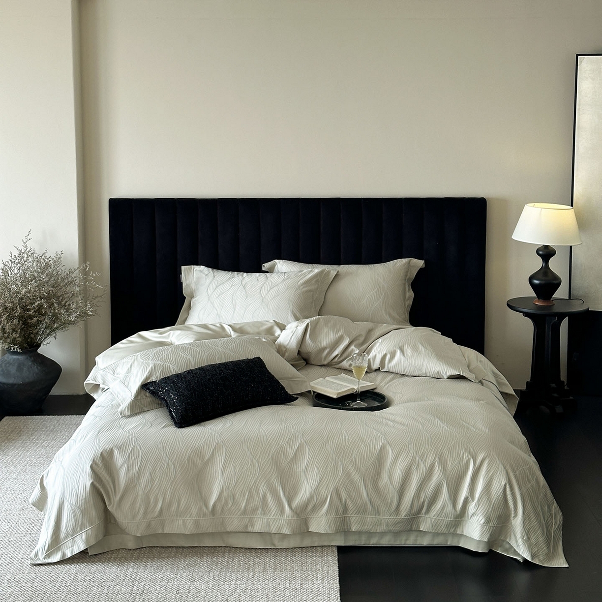 91家纺网 家纺一手货源 找家纺 （总）MIU缪家居 2025新款100支全棉厚织提花简奢系列四件套-韵律