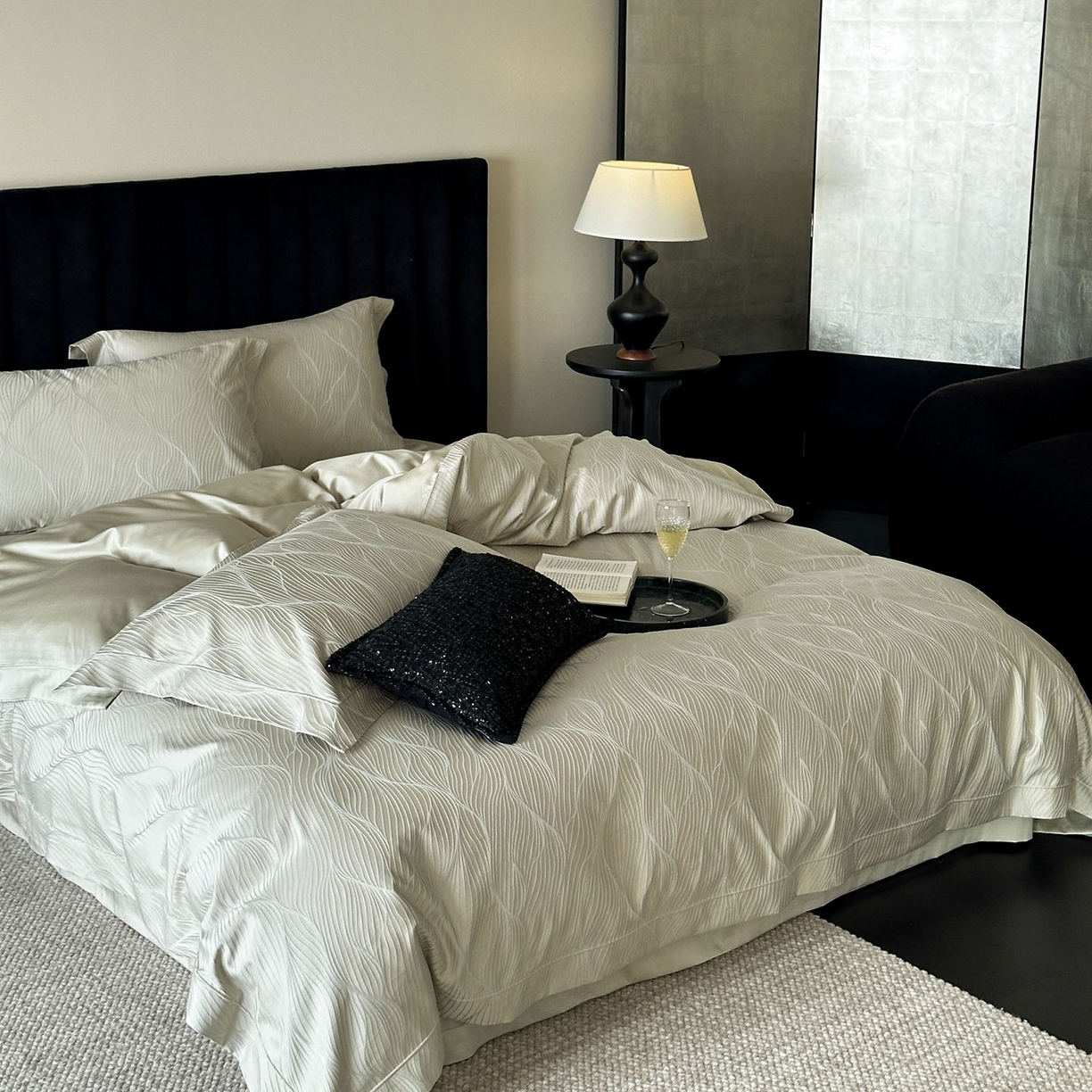 91家纺网 家纺一手货源 找家纺 （总）MIU缪家居 2025新款100支全棉厚织提花简奢系列四件套-韵律