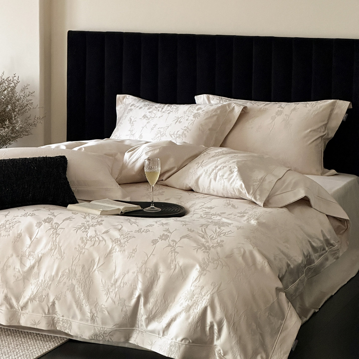 91家纺网 家纺一手货源 找家纺 MIU缪家居 2025新款100支全棉厚织提花简奢系列四件套-竹韵 竹韵（香槟）