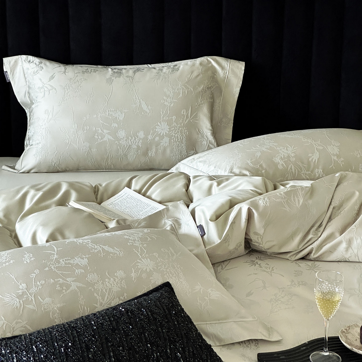 91家纺网 家纺一手货源 找家纺 （总）MIU缪家居 2025新款100支全棉厚织提花简奢系列四件套-竹韵