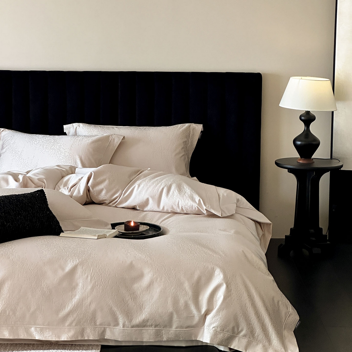 91家纺网 家纺一手货源 找家纺 MIU缪家居 2025新款100支全棉厚织提花简奢系列四件套-追光 追光 （香槟）