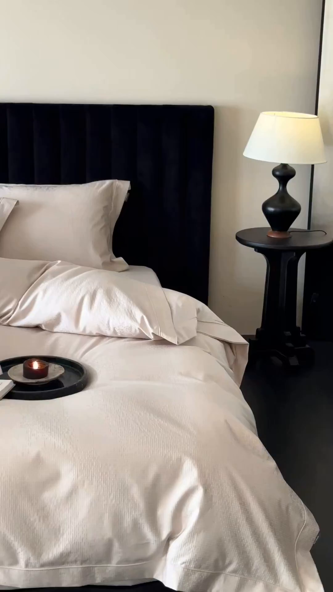 91家纺网 家纺一手货源 找家纺 MIU缪家居 2025新款100支全棉厚织提花简奢系列四件套-追光 追光 （香槟）