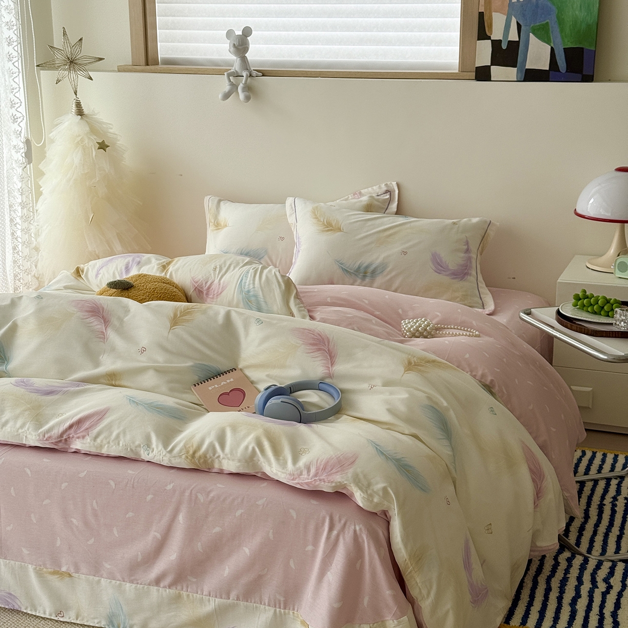 91家纺网 家纺一手货源 找家纺 于果 2025新款全棉13070四件套（11） 飘羽-粉