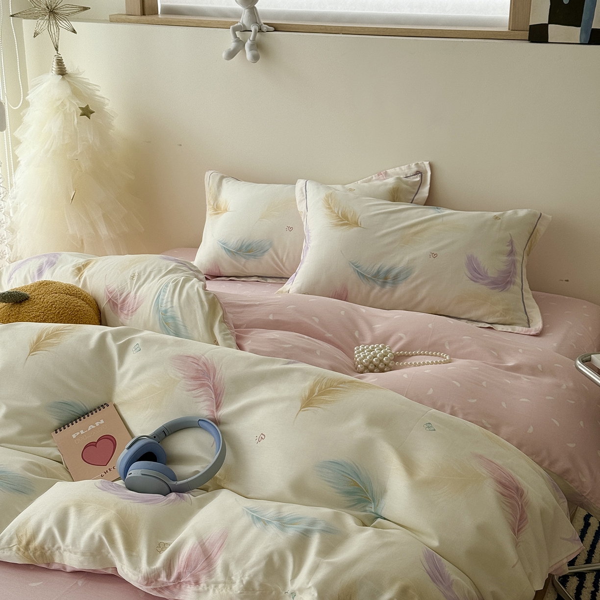 91家纺网 家纺一手货源 找家纺 于果 2025新款全棉13070四件套（11） 飘羽-粉