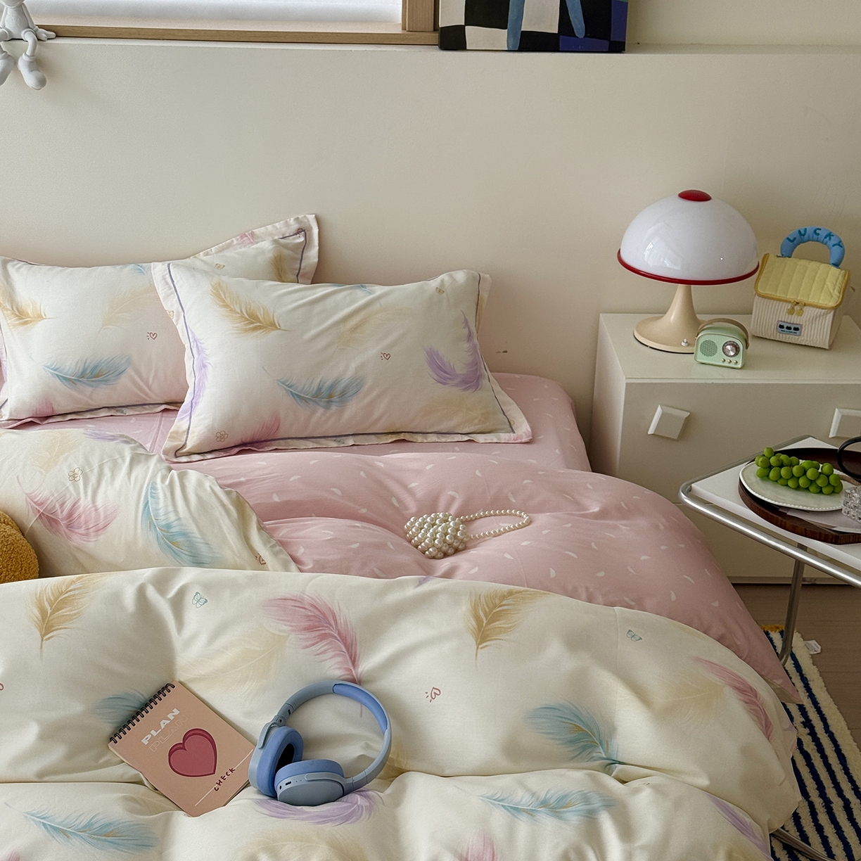 91家纺网 家纺一手货源 找家纺 于果 2025新款全棉13070四件套（11） 飘羽-粉