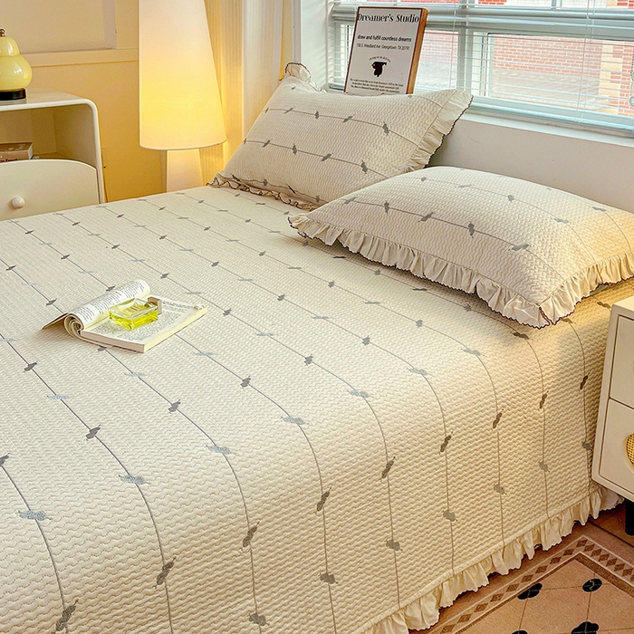 91家纺网 家纺一手货源 找家纺 源舜家纺 2025新款天竹棉麻莱赛尔莫代尔天丝棉爱神比特箭床盖三件套 比特-白