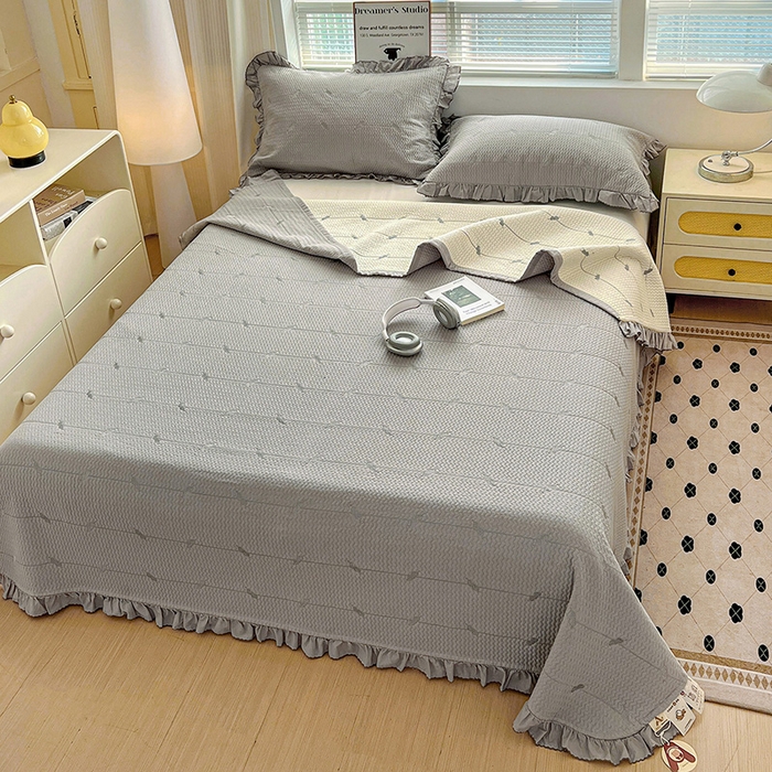 91家纺网 家纺一手货源 找家纺 源舜家纺 2025新款天竹棉麻莱赛尔莫代尔天丝棉爱神比特箭床盖三件套 比特-灰