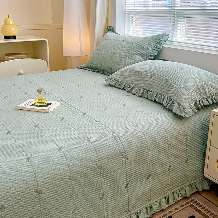 91家纺网 家纺一手货源 找家纺 源舜家纺 2025新款天竹棉麻莱赛尔莫代尔天丝棉爱神比特箭床盖三件套 比特-蓝