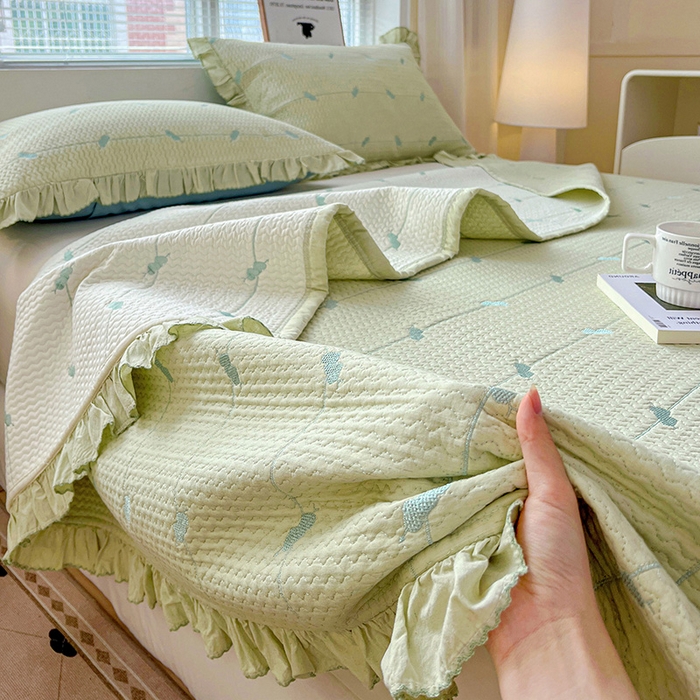 91家纺网 家纺一手货源 找家纺 源舜家纺 2025新款天竹棉麻莱赛尔莫代尔天丝棉爱神比特箭床盖三件套 比特-绿