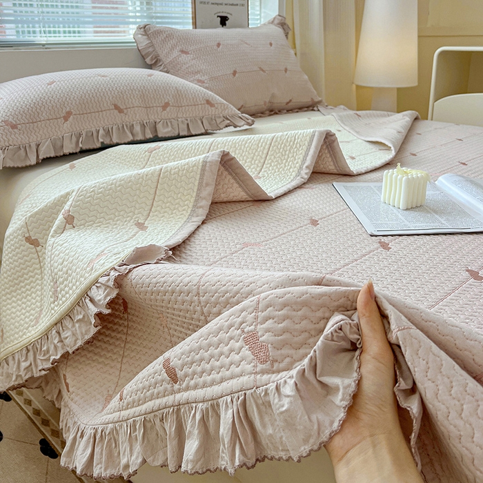 91家纺网 家纺一手货源 找家纺 源舜家纺 2025新款天竹棉麻莱赛尔莫代尔天丝棉爱神比特箭床盖三件套 比特-紫