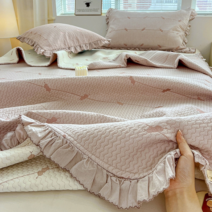 91家纺网 家纺一手货源 找家纺 源舜家纺 2025新款天竹棉麻莱赛尔莫代尔天丝棉爱神比特箭床盖三件套 比特-紫