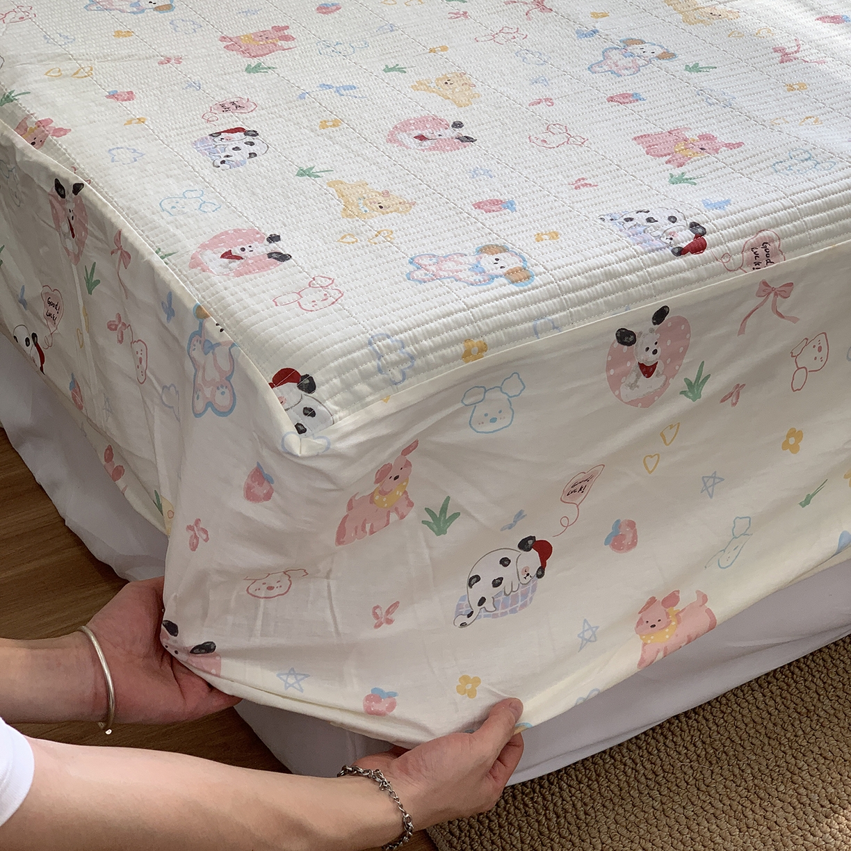 91家纺网 家纺一手货源 找家纺 秘密基地 2025新款全棉单品床笠系列 幸运小狗