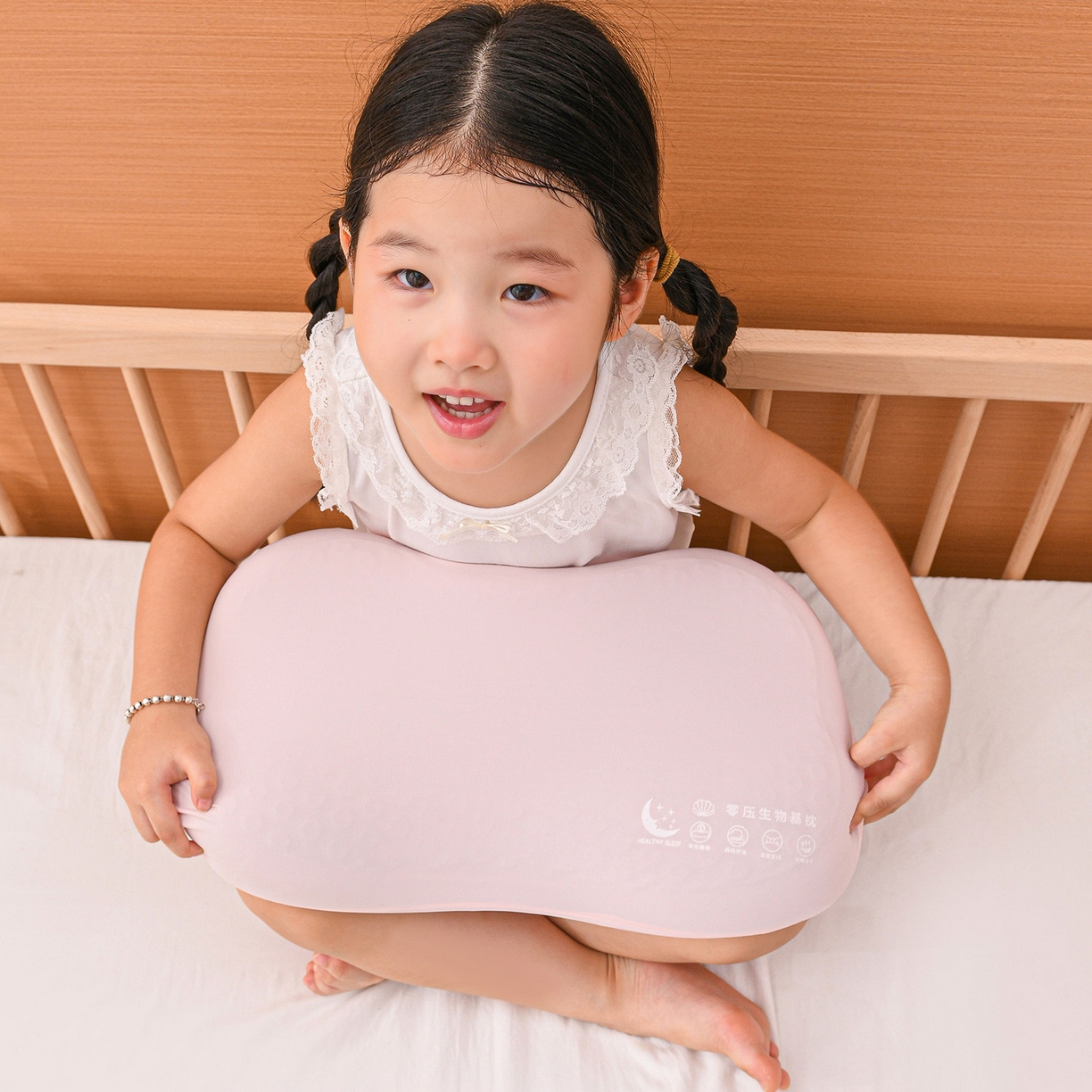 91家纺网 家纺一手货源 找家纺 麦哆乐 2025新款儿童零压护颈凝胶枕 粉色