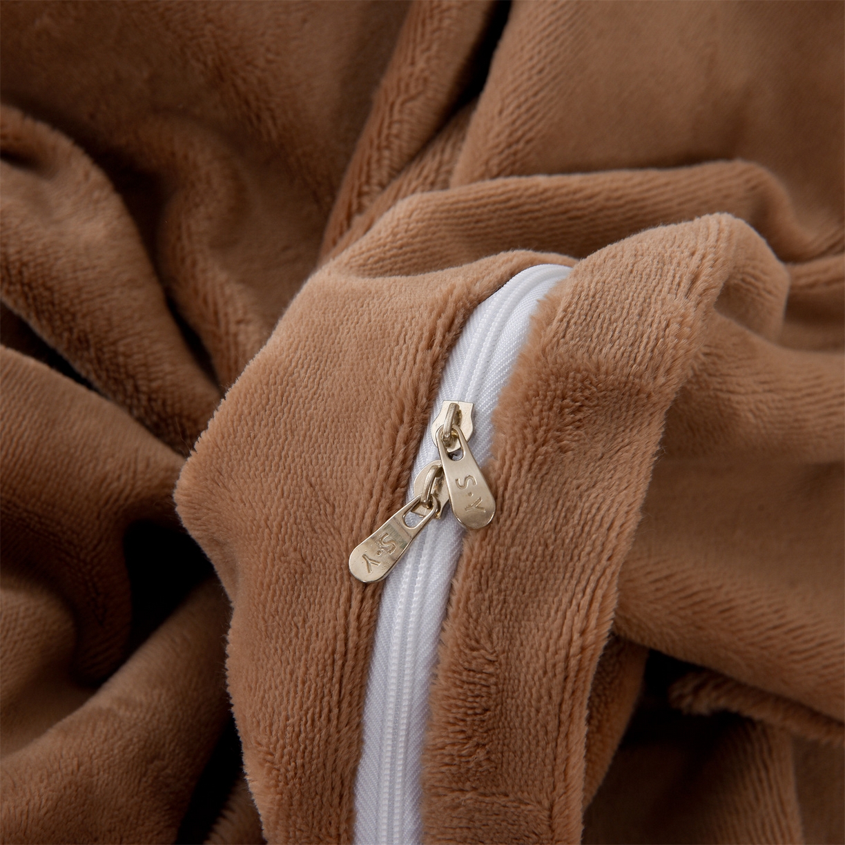 91家纺网 家纺一手货源 找家纺 眷恋家纺 2025新款A类牛奶绒三拼法式花边款四件套-蒂凡妮 蒂凡妮-奶白摩卡